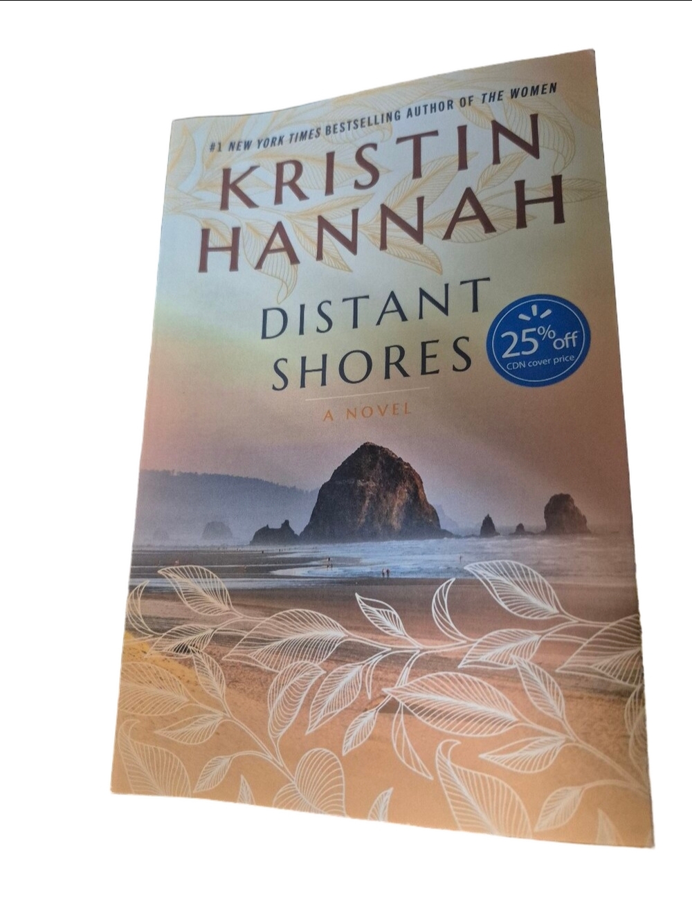 Kristin Hannah Distant Shores Paperback Novel Bestseller Women’s Fiction